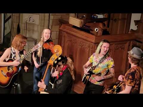 Molly Tuttle "Over in the glory land"