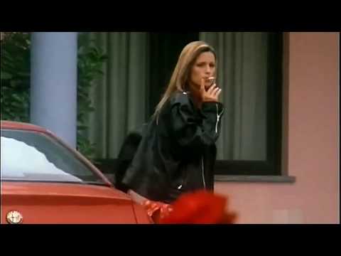 Michelle Hunziker smoking cigarette 🚬