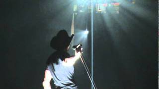 Tim McGraw  Halo  *Live*  Tim McGraw  - Halo -  Peoria,Ill. 5-13-11