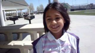 iCrazy-Check it out Check it out were in the zoo