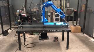Welding robot หุ่นยนต์เชื่อมส่วนประกอบตู้รางเลื่อน