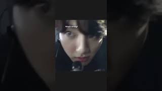 Rare video of Jungkook making a girl blush👉👈