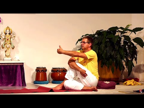 YOGA Mittelstufe  "Ankommenstunde" mit Mahavira - Yoga Vidya Ashram Live - 17:00 Uhr 24.09.2021