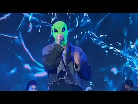 SORPRESA! BAD BUNNY llegó al concierto de Jhay Cortez   “Dakiti” live @ COLISEO DE PUERTO RICO 2021