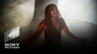 Video trailer för Carrie - Official Trailer #2 - In Theaters 10/18