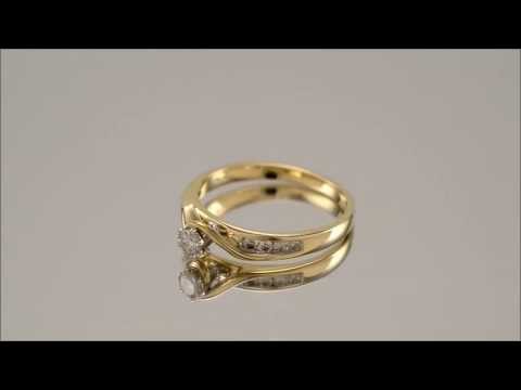 9ct Gold 30pt Diamond Twist Ring - D5208