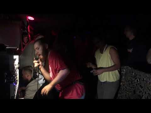 YOUNG VETERAN SOUNDSYSTEM (d) - Babylon Still Faraway & Foundation Dub 'pt3 (ifoon) @ keulen 261018