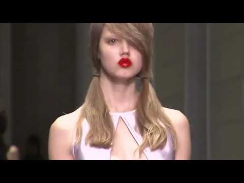 Prada - Spring/Summer 2010 Fashion Show