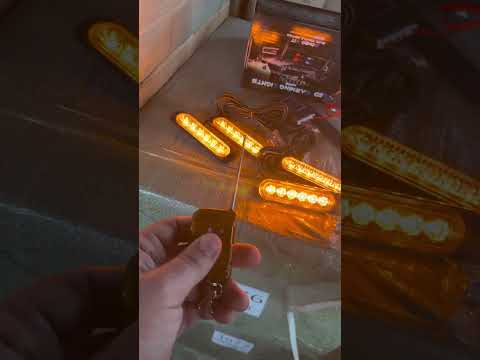 Стробоскоп LED 6 диодов с пультом 4шт Yellow NEW (Желтый стробоскоп) - фото 1 - id-p1563726627