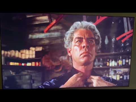 Transformation from drunk to gunfighter in Cat Ballou￼