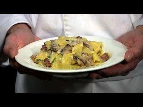 download lagu mp3 mp4 Pappardelle Pasta With Mushrooms, download lagu Pappardelle Pasta With Mushrooms gratis, unduh video klip Pappardelle Pasta With Mushrooms