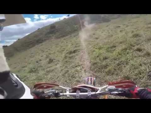 KTM 525 EXC SUBINDO O DESAFIO NA TRILHA DE OURO FINO 2015