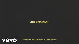 Kadr z teledysku Victoria Park tekst piosenki Cleopatrick