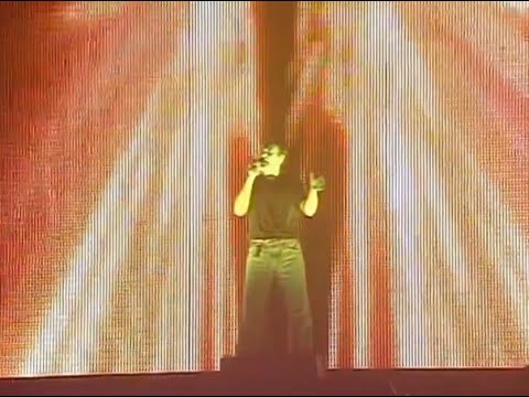 GENESIS - Domino (live in London [Earls Court], 08/11/1992)
