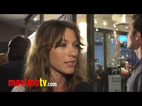 Natalie Zea Interview "Your Perfect Fit" Event