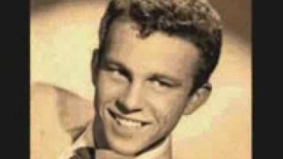 BORN FREE - BOBBY VINTON