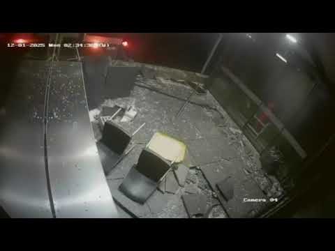 Автомобил влетя в заведение във Враца, има пострадали (ВИДЕО)