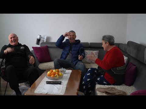 SLAGO MI JE DA SE ZOVE ROBERT NEGO SABAHUDIN ON BOŠNJAK  JA HRVATICA