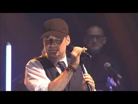 BUSCANDO TRABAJO - OCEANO en vivo 40 Años (Tour Cógelo Suave)