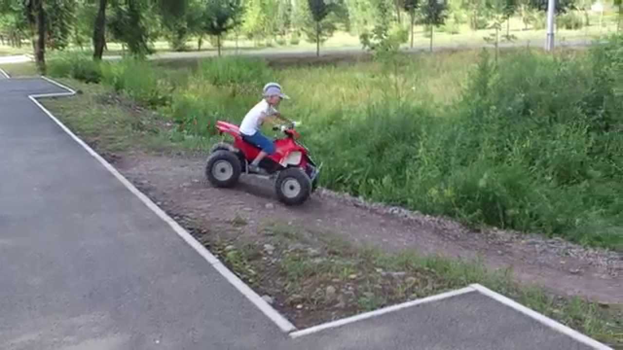 Peg-Perego POLARIS OUTLAW детский электромобиль