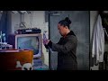 Fat Freddy's Drop - Boondigga (Official Video ...