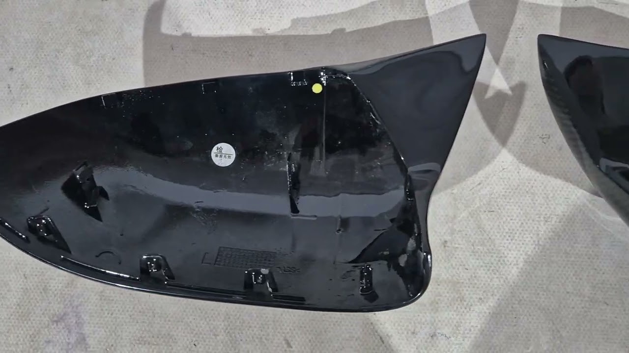 Кришки дзеркал M-Look (Карбон) Video 1