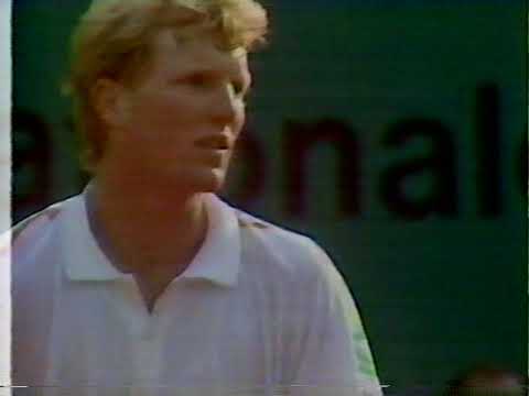 Andrej Chesnokov vs. Jim Courier French Open 4th round 1989 PART 3
