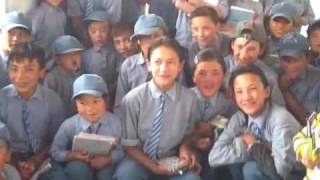 preview picture of video 'IBM Corporate Services Corps Nubra Valley School Visit India'