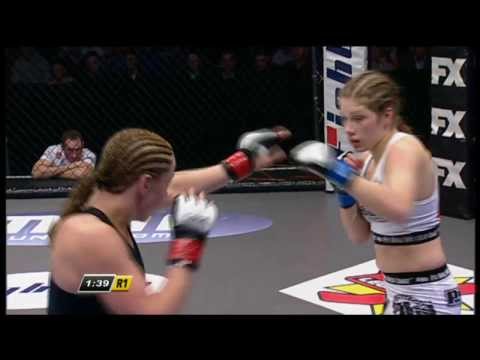 Aga Niedzwiedz vs Kerry Hughes full fight