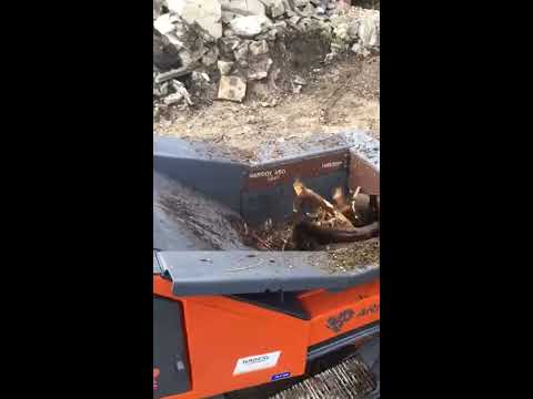 Der ARJES Impaktor 250 ist ein vielseitiger Steinbrecher.