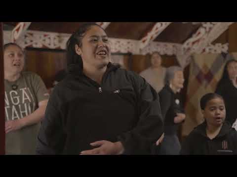 Te Kuirau Marae - Uia Mai Koia (Video)
