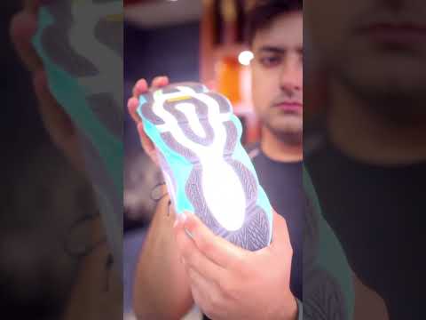 Skechers — The AERO