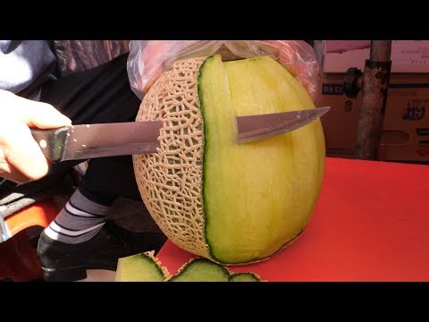50년 2대째 과일가게, 과일 자르기 달인!! - 남대문 / Fruit Ninja of Korea, Amazing Cutting Skill - Korean street food