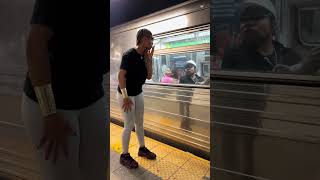 Download lagu Blowing kisses to random passersby on the subway 🚇 ❤️#kiss #blowkiss #spreadlove #fyp mp3