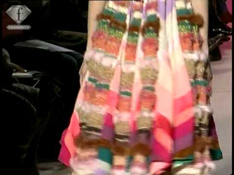 fashiontv | FTV.com - TSUMORI CHISATO FALL/WINTER 2005/2006