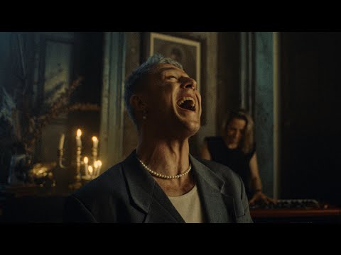 Moncrieff - Talk (Official Live Video)