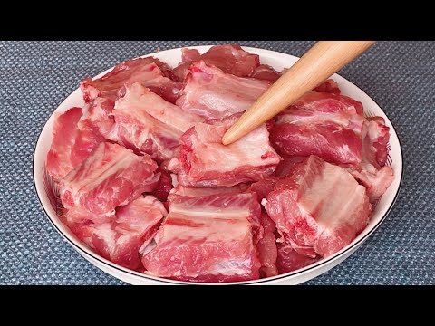 排骨不管怎么做，切记不要直接焯水，多加2步，鲜嫩多汁不腥不柴