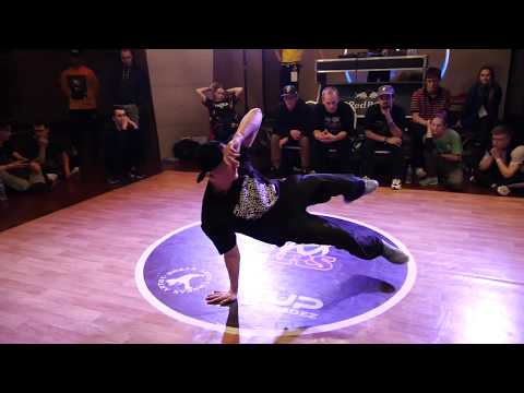 semifinal pro 1x1 bboy ElectroStyle vs MA Иркутск - брейкданс батл WINTER WARS 2020