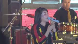 Download lagu Via Vallen - Bangga Mengawalmu (Champion! Bali United Celebratory Parade) mp3