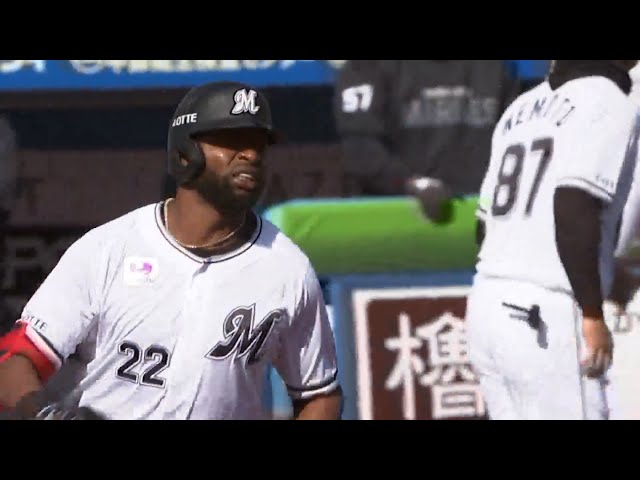 【4回裏】反撃開始!! マリーンズ・ポランコ 流し打ちでレフト方向にソロホームランを放つ!! 2025年3月9日 千葉ロッテマリーンズ 対 福岡ソフトバンクホークス