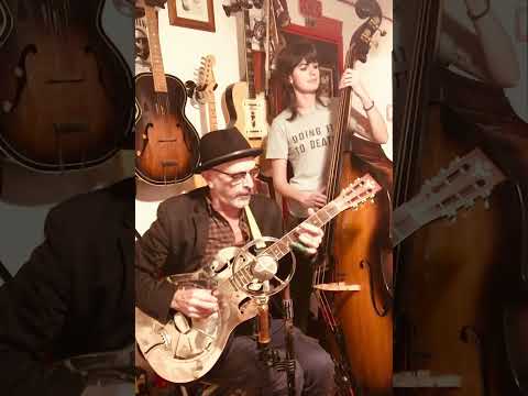 Vince Lee & Sophie Lord - That’s no Way to Get Along