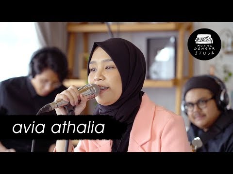 Episode 6 - Avia Athalia | Ruang Dengar Stuja