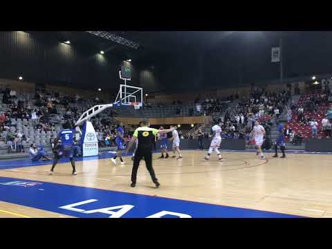 l'action du match STB Le Havre - Tours