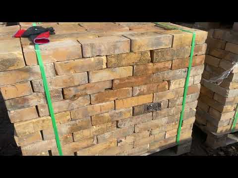 alte gelbe Ziegelsteine, Reichsformat, alte Baustoffe, Rückbau, oldbrick,