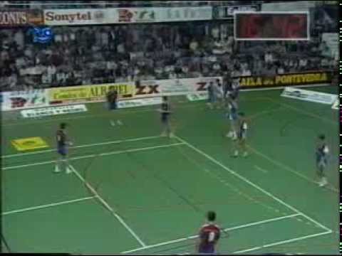 S.D.TEUCRO 25 - 32 F.C.BARCELONA T94 95 J10ª