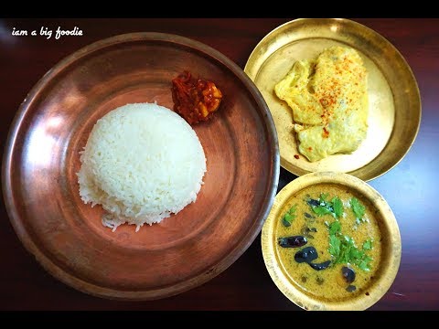 Colocasia tamarind curry Karunai kizhangu gravy for rice karunai kilangu puli kulambu