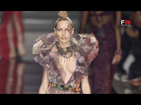 EMANUEL UNGARO Haute Couture Fall 2002 Paris - Fashion Channel