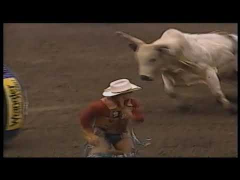 Cody Hart vs Shark - 97 PBR Nashville (86 pts)