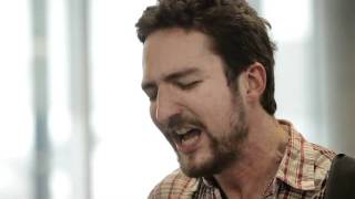 Frank Turner Plays 'Mr Brightside' In The NME Office