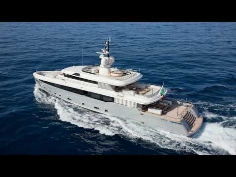 Aslec 4, 48 mt Rossinavi Superyacht